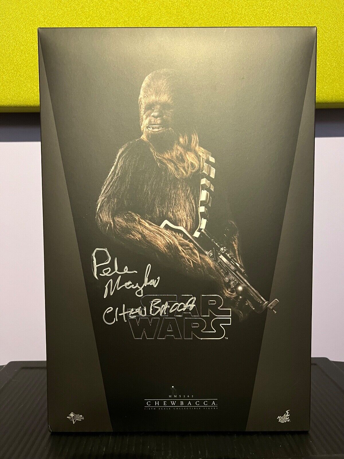 CHEWBACCA Sixth Scale Figure by Hot Toys MMS262 - SIGNED by Peter Mayhew